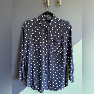 J Crew Navy 100% silk clock-print long sleeve button-up shirt/blouse Sz 2P VGUC